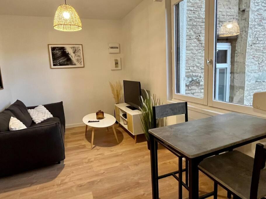 Appartement Cosy Plein Centre Douai Exteriör bild
